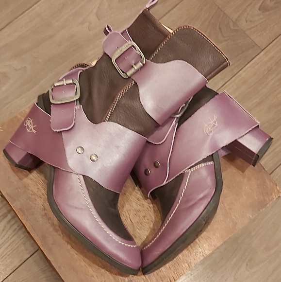 Eject leather ankle booties - Picture 9 of 10